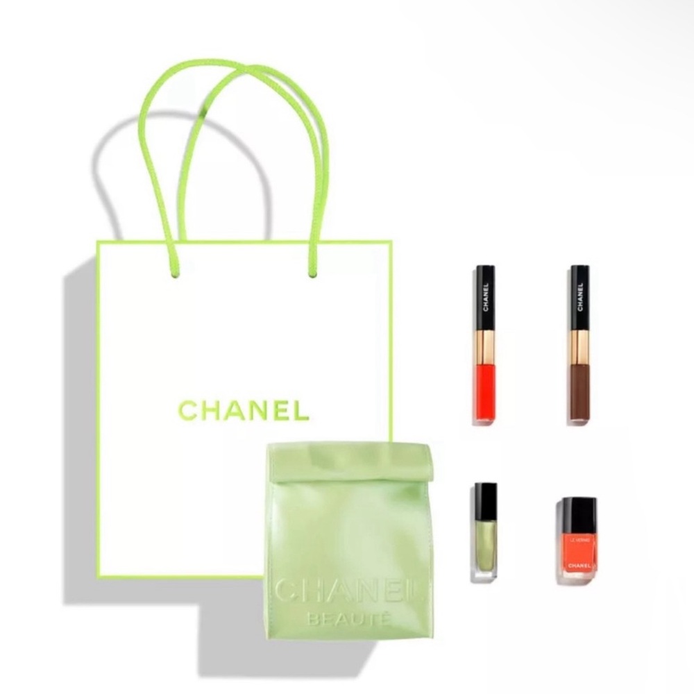 ❌SOLD❌⭐️NEW, LIMITED⭐️CHANEL MAKEUP TAKEAWAYS-CECILE KIT-THE CITY BREAK